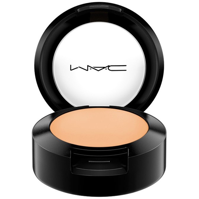 MAC Cosmetics Studio Finish Spf 35 Concealer Nc35 MAC Cosmetics Studio Finish Spf 35 Concealer Nc35